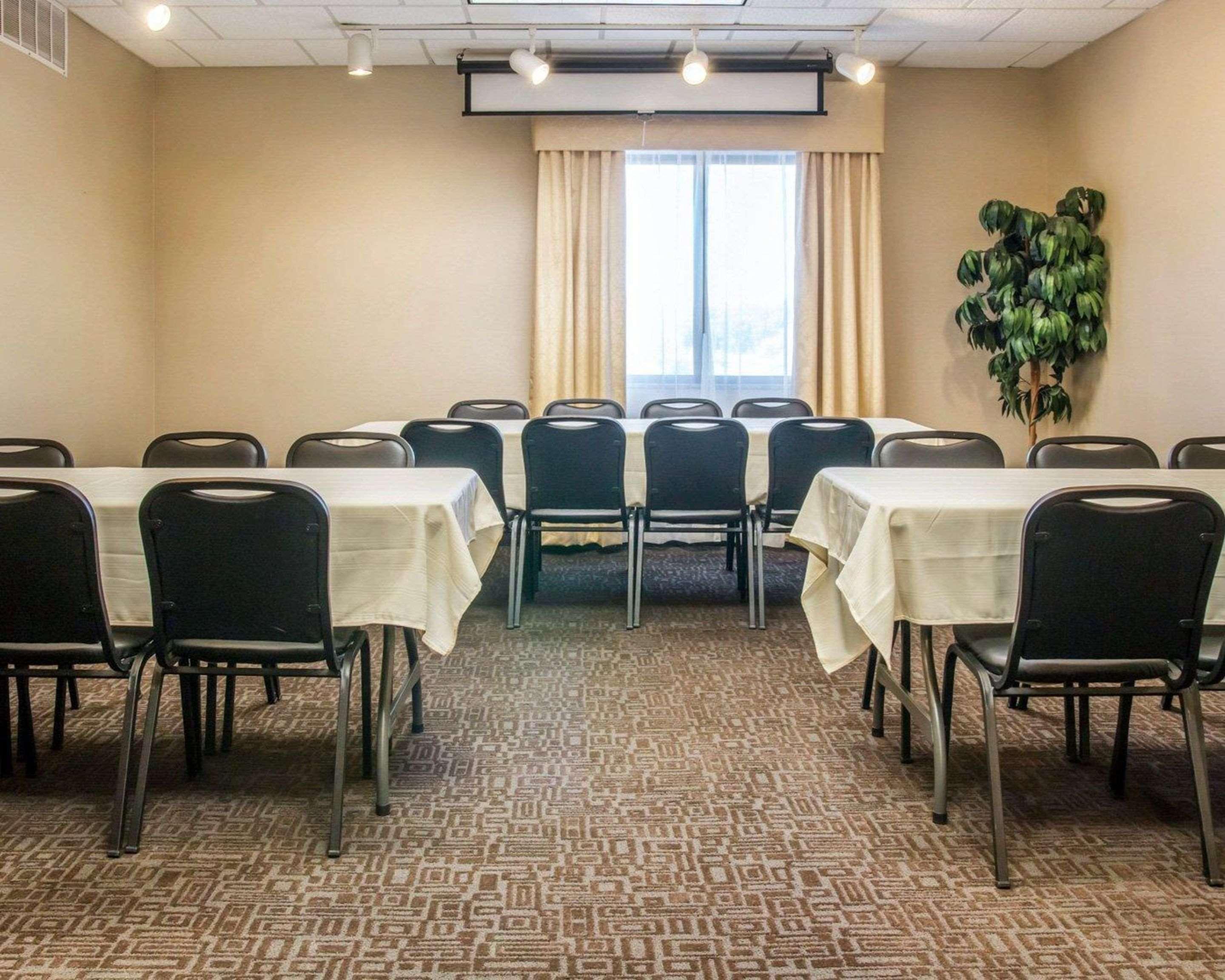 Comfort Suites Auburn Hills-Detroit מראה חיצוני תמונה