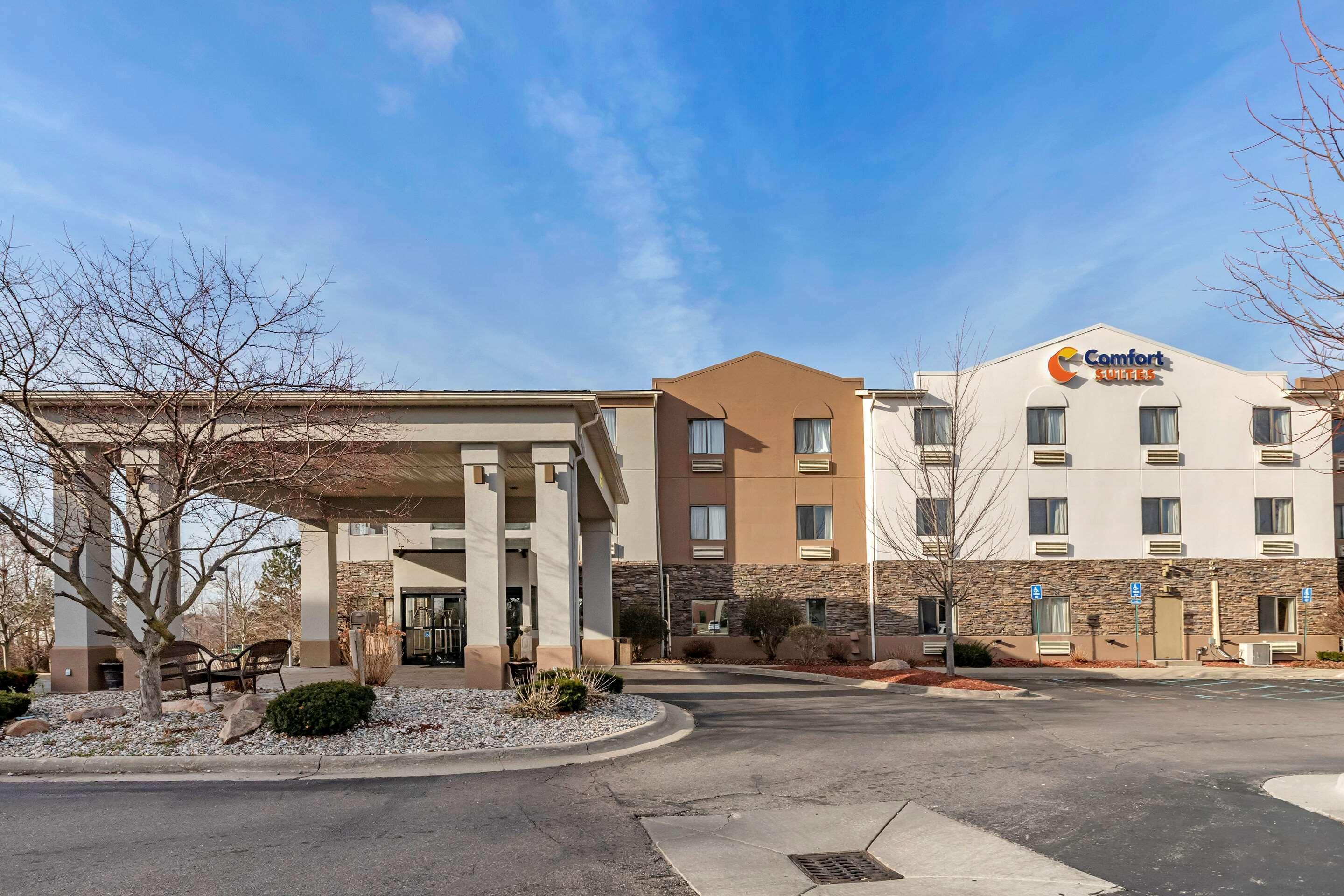 Comfort Suites Auburn Hills-Detroit מראה חיצוני תמונה