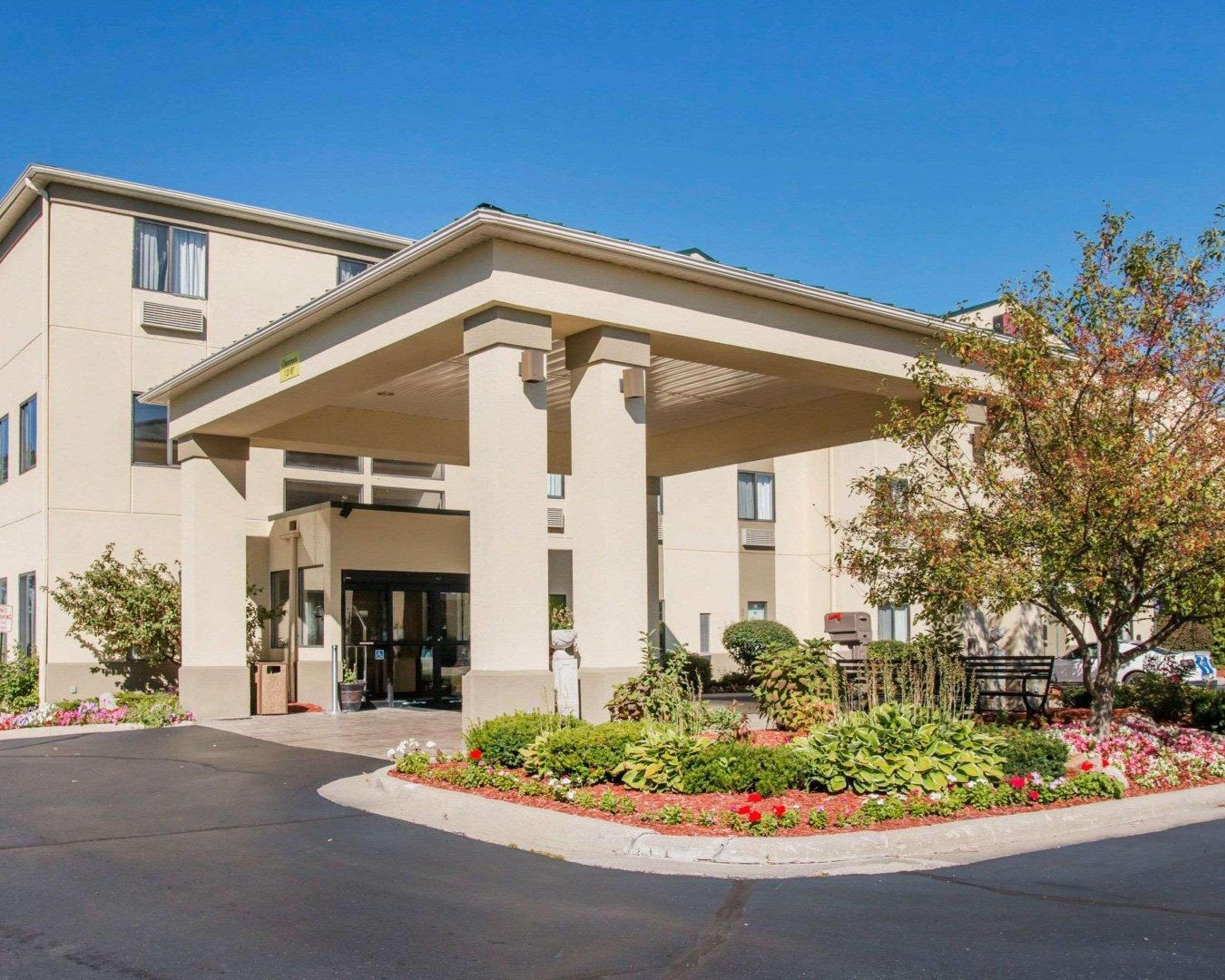 Comfort Suites Auburn Hills-Detroit מראה חיצוני תמונה