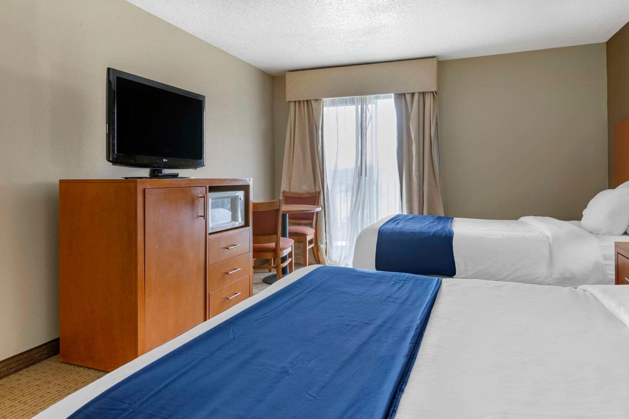 Comfort Suites Auburn Hills-Detroit מראה חיצוני תמונה